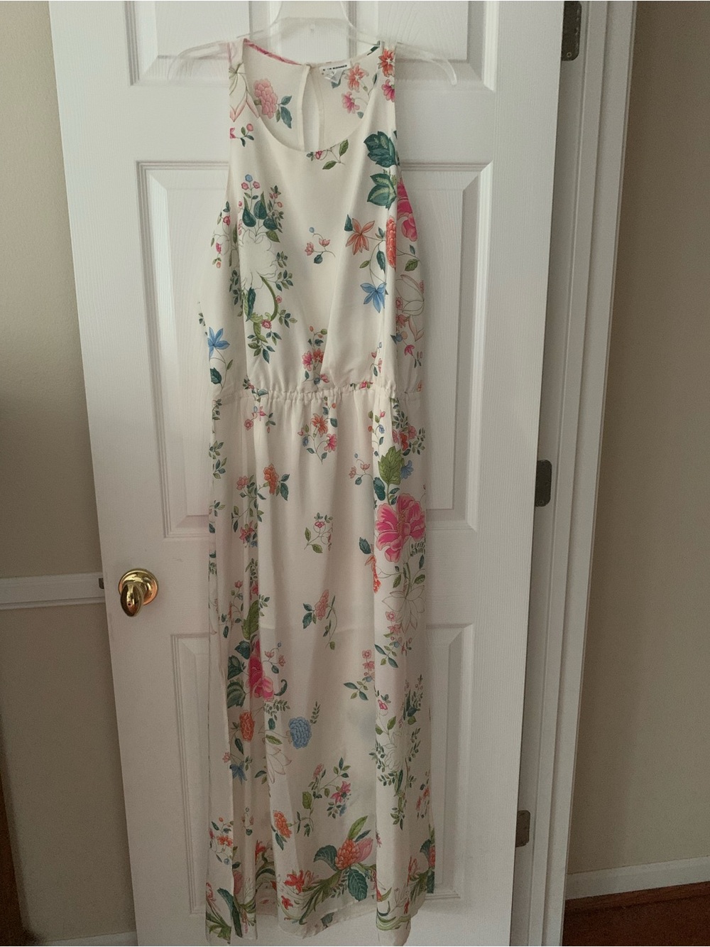 Club Monaco Silk Dress: White w/Pink/Green Floral Print, Back Cutout Pullover 12